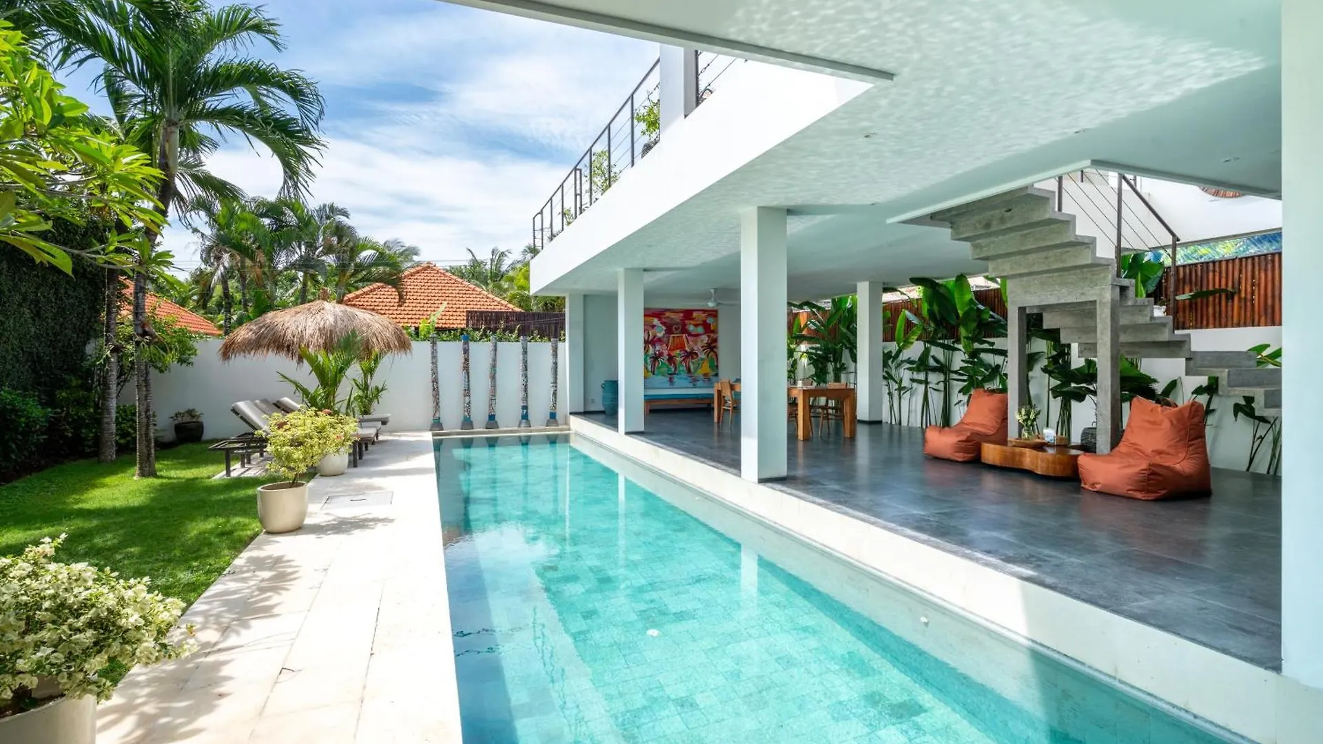 Beautiful Modern Villa In The Heart Of Seminyak  Σεμινιάκ
